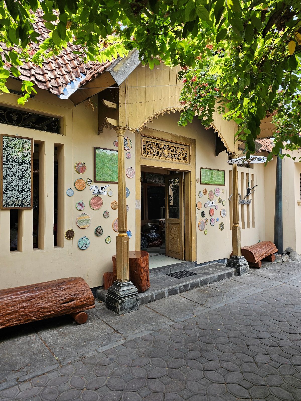 Kontak Batik Domas Solo