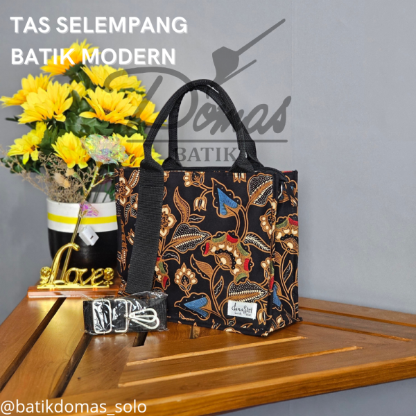 Danastri Tas Batik Selempang Wanita Sogan Black BD 04010024