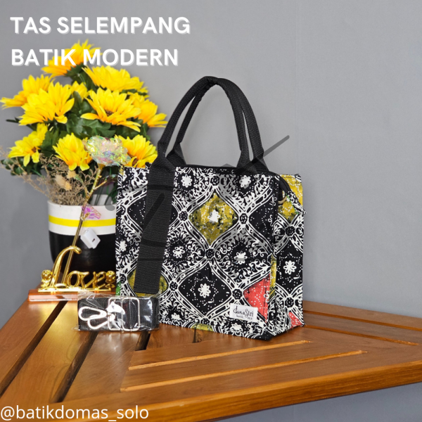 Danastri Tas Batik Selempang Wanita Black BD 0401021