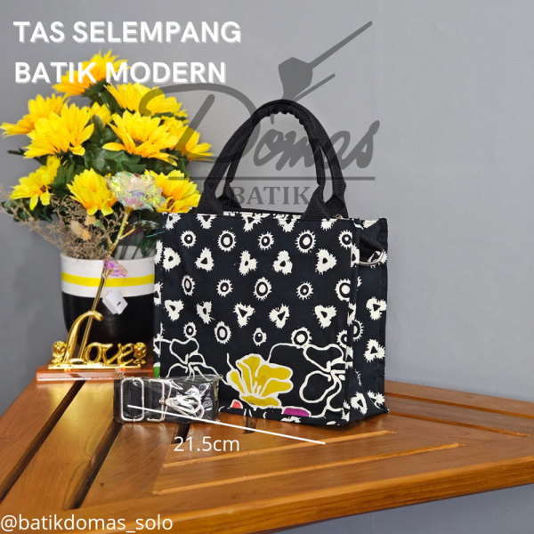 Danastri Tas Batik Selempang Wanita Black WhiteBD 0401025 - Image 3