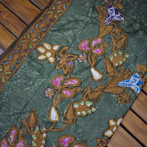 Kain Batik Cuiri Smoke Sogan Colet Hijau BD 0102011